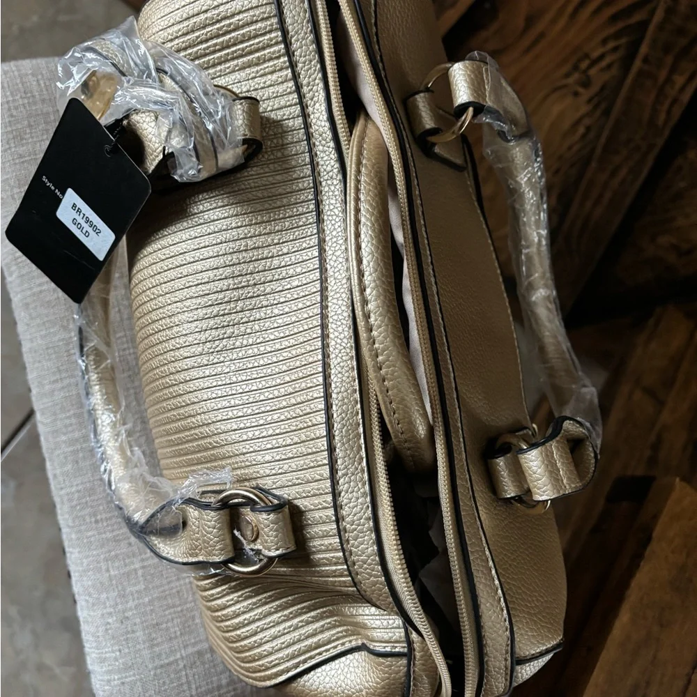 Bella Rose Closet Elegant Gold Satchel 3 Piece - Picture 7 of 16